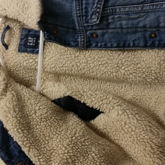 Denim jacket - Picture 3 of 4